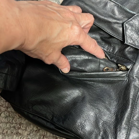 Vintage leather quilted moto jacket - Picture 3 of 12